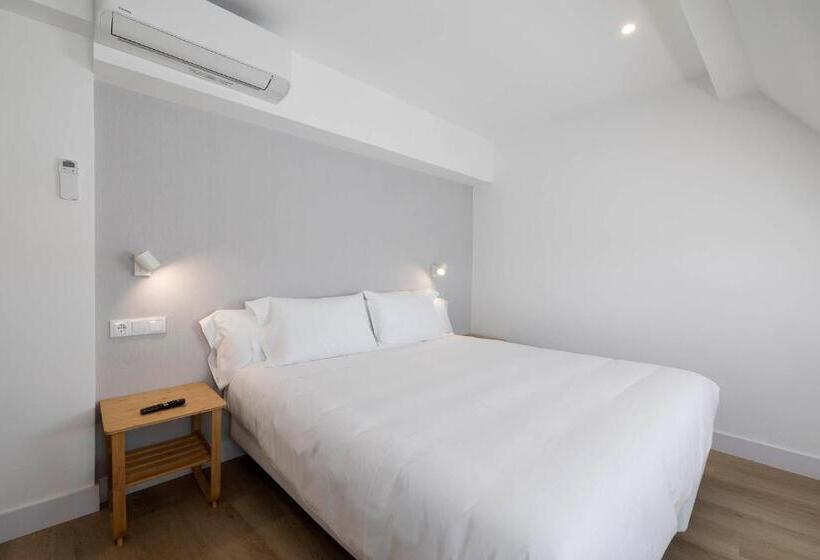 １ベッドルームのデラックスアパートメント, Apartamentos Rotilio