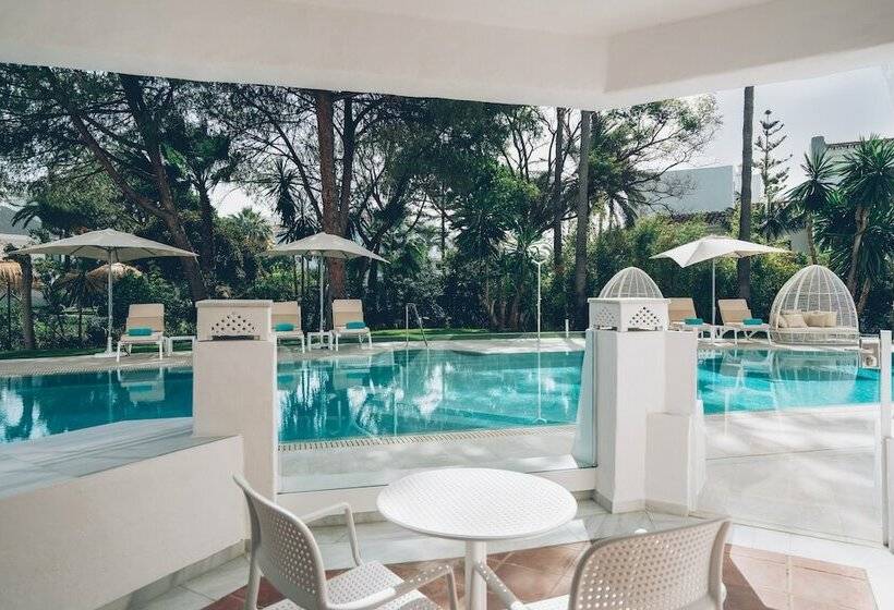 プールビュースタンダードルーム, Iberostar Selection Marbella Coral Beach