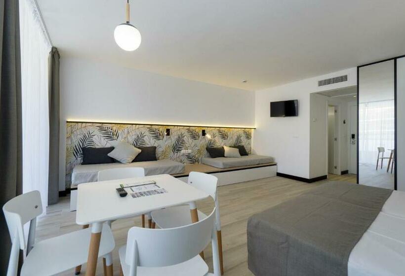 Семейный Номер Superior, Medplaya Hotel Calypso