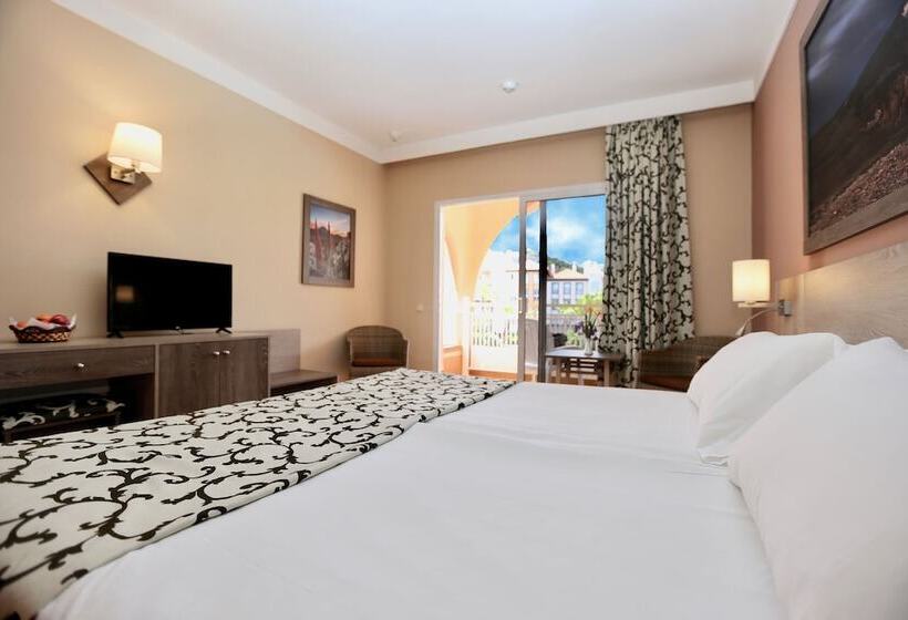 Quarto Estandar, Puerto Palace