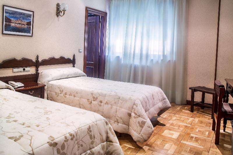 اتاق استاندارد, Residencia Castellano I