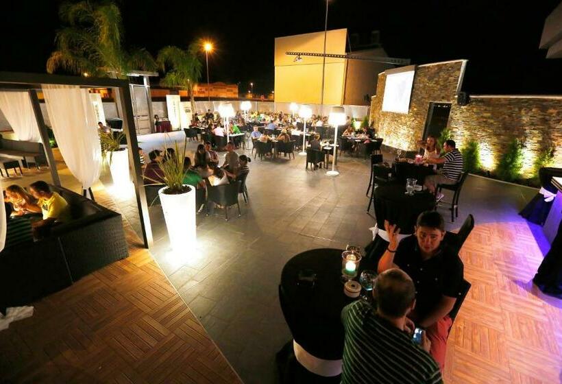 バスタブ付きスーペリアールーム, Hospedium Hotel Triana