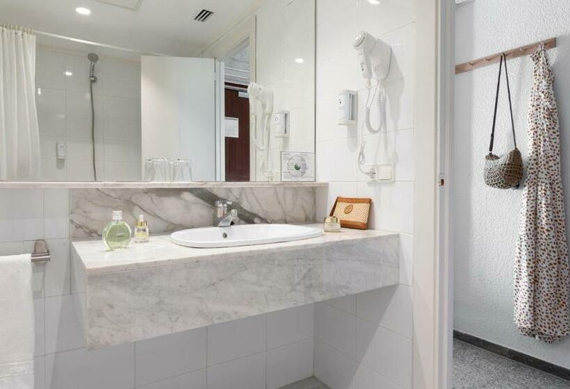 Quarto Estandar, Prestige Goya Park