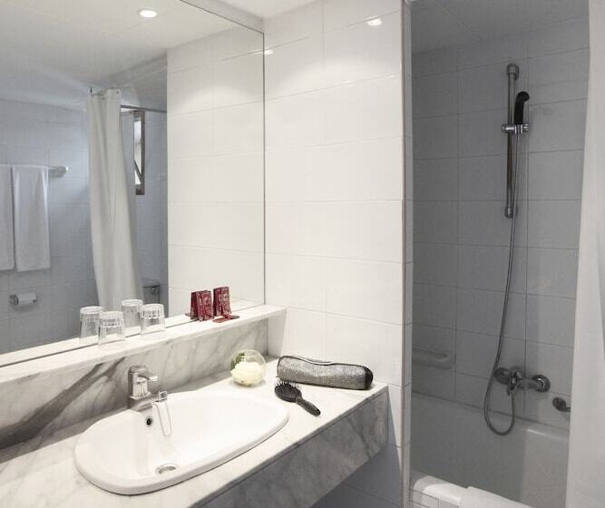 Quarto Estandar, Prestige Goya Park