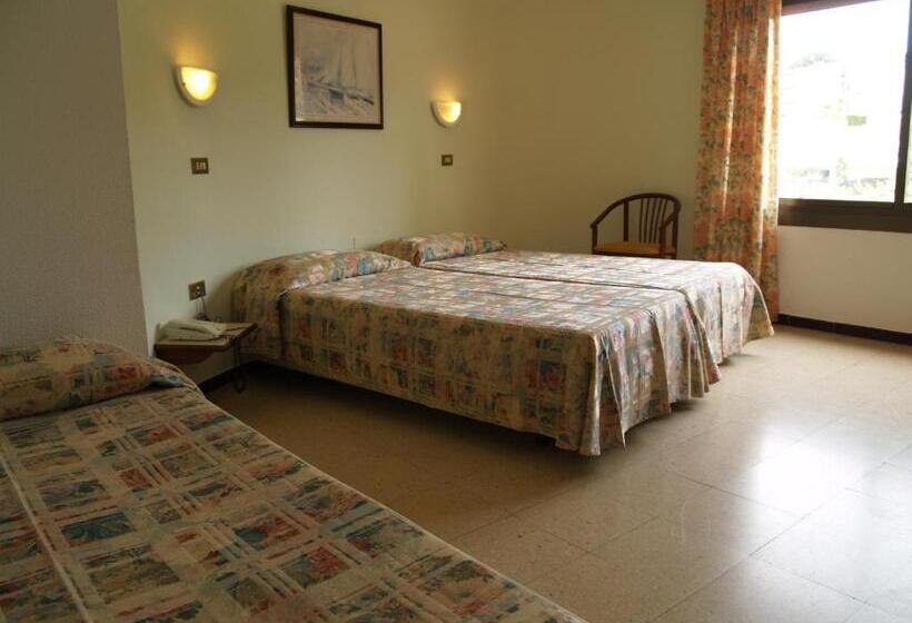 חדר סטנדרט לשלושה, Hostal Del Sol