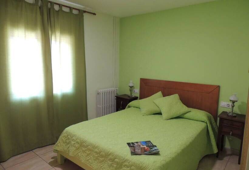 스탠다드 룸, Hostal Can Massot