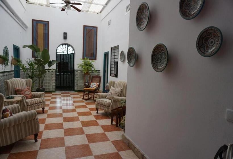 经济房, Montserrat Casa Del Mar