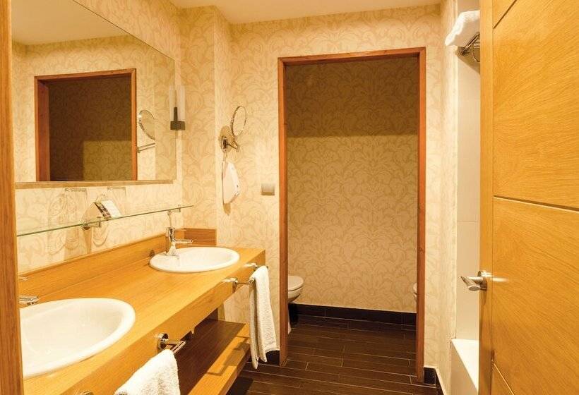 Номер Стандарт, Arha Reserva Del Saja
