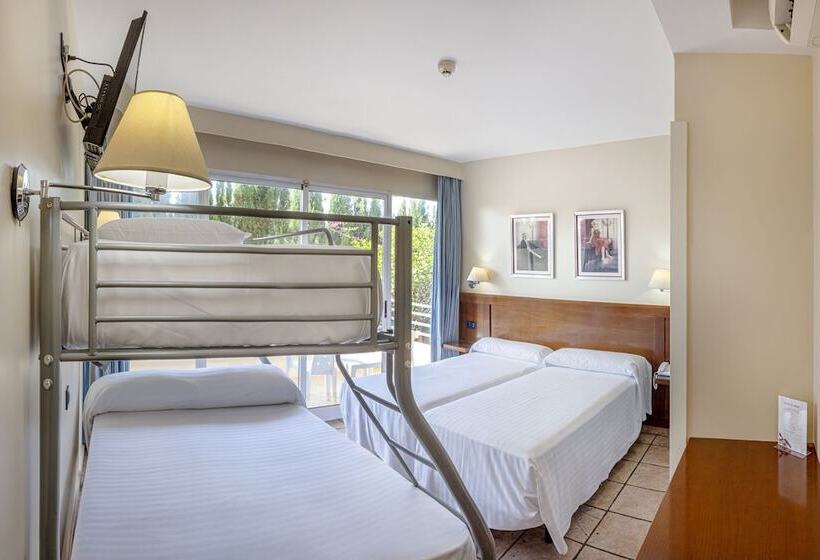Семейный Номер, Hospedium Hotel Abril