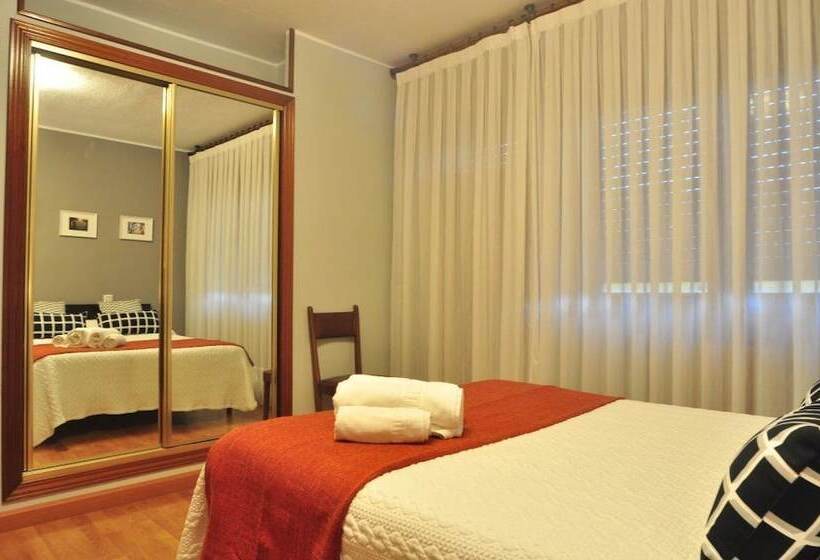 Quarto Estandar Individual, Hostal Europa