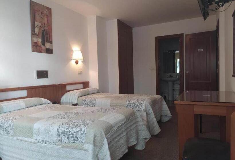 스탠다드 룸, Hostal Palas