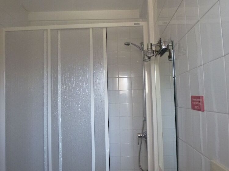 스탠다드 룸, Hostal Palas