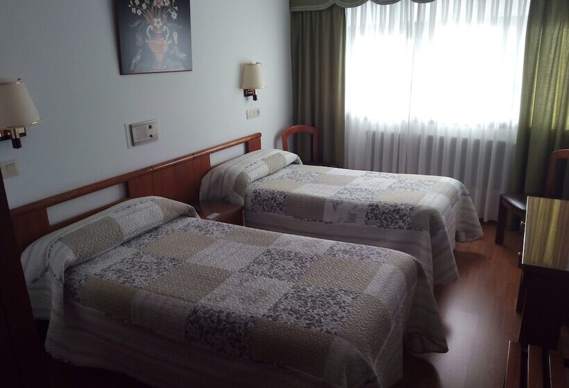 스탠다드 룸, Hostal Palas