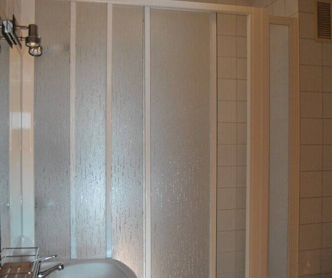 스탠다드 룸, Hostal Palas