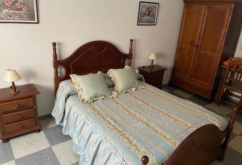 스탠다드 룸, Hostal Las Palomas