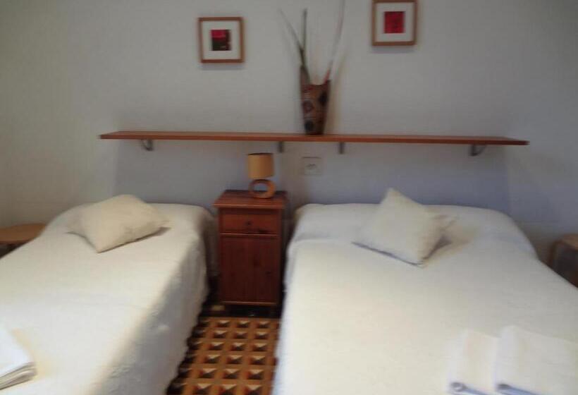 Номер Стандарт Трехместный, Hostal Lima