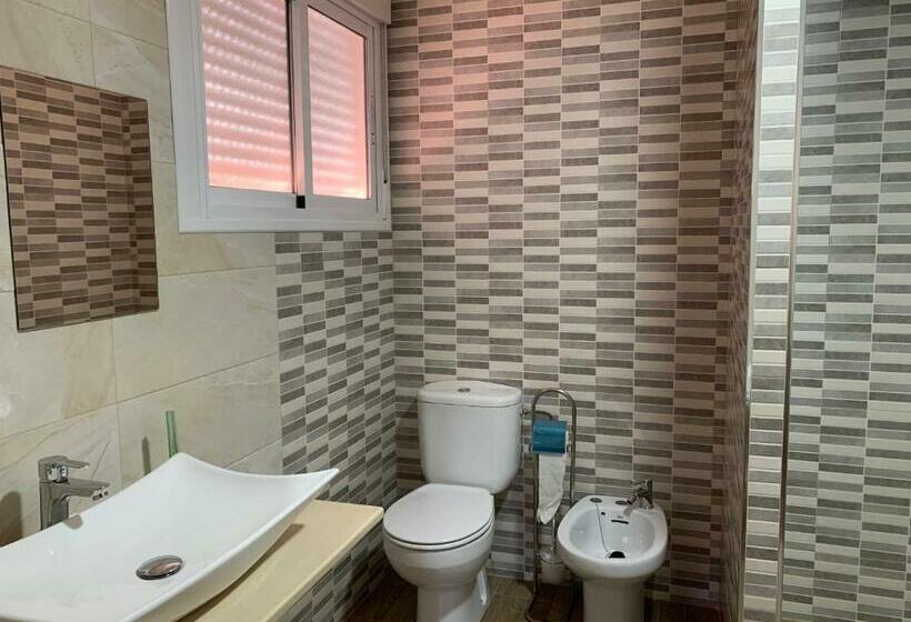 Номер Стандарт Трехместный, Hostal Restaurante Rufino
