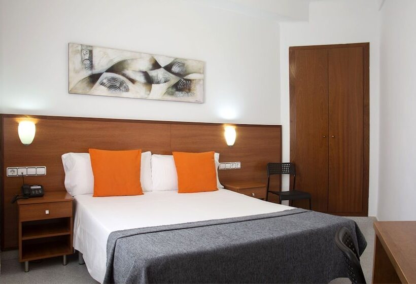 اتاق استاندارد, Hostal Sans