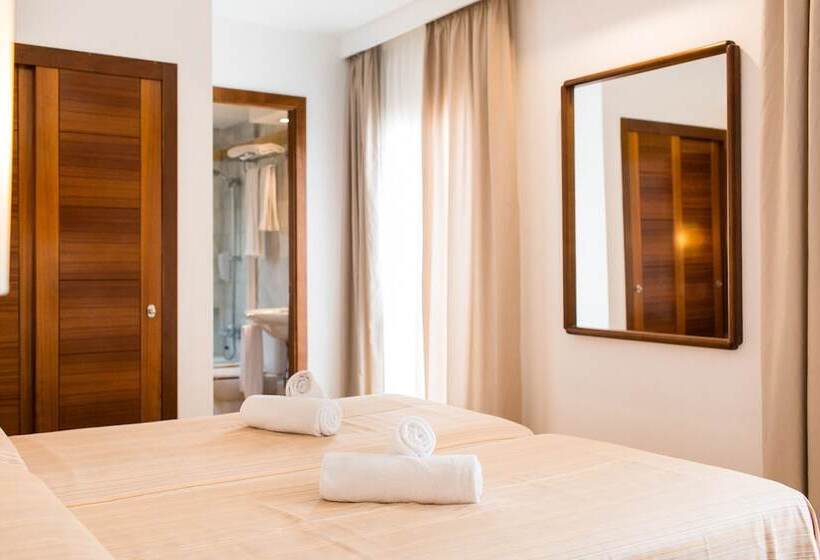 Номер Стандарт, Sagitario Hostal Ciutadella
