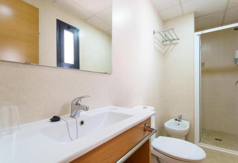 غرفة سوبيريور ثلاثية, Hostal Costabella Powered By Faro Homes