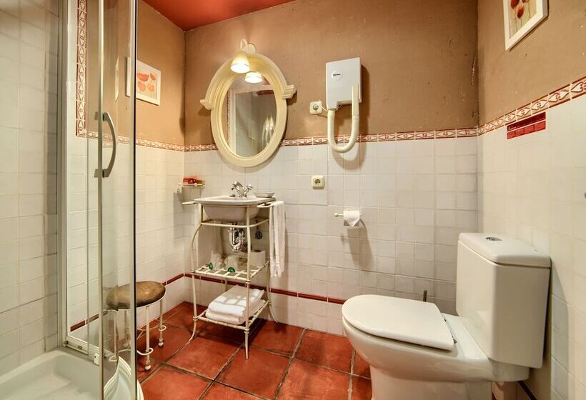 Номер Deluxe, Hostal Almadiero