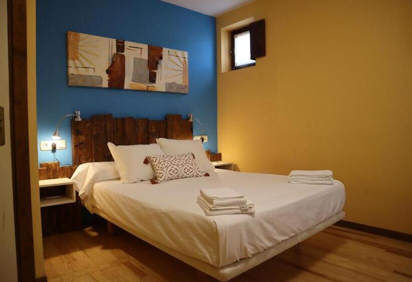 Номер Стандарт, Hostal Almadiero
