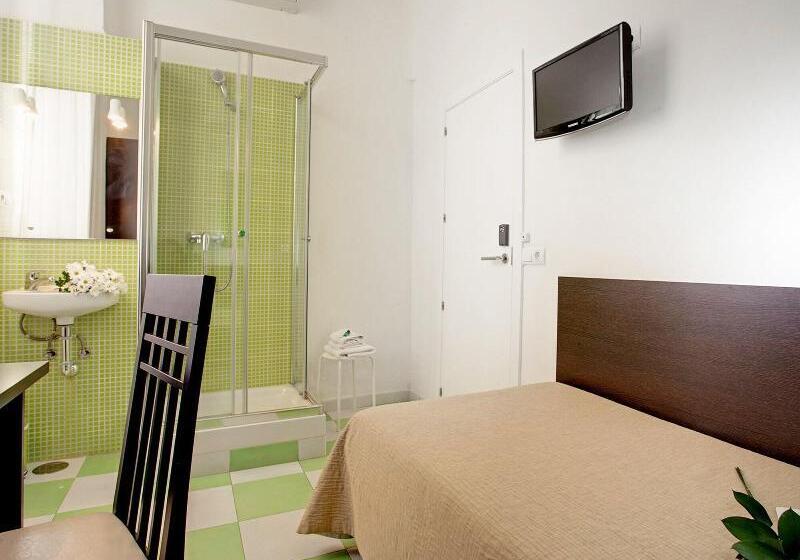Habitación Estándar Individual, Hostal Besaya