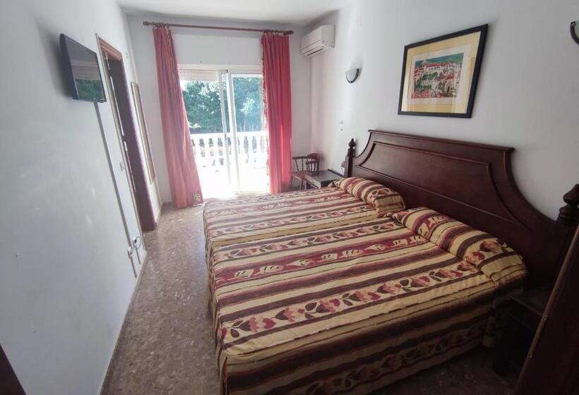Номер Стандарт с Террасой, Hostal Europa