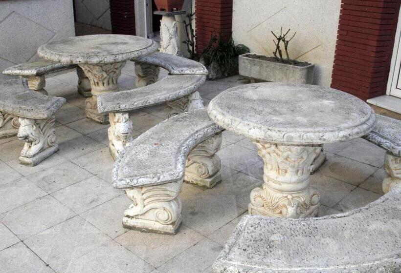 Номер Стандарт, Hostal La Corte
