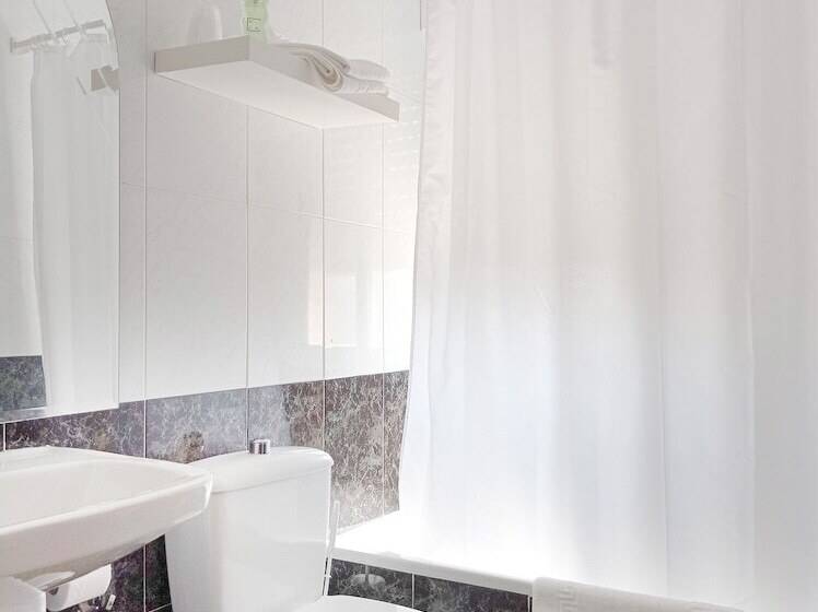 Номер Стандарт с Балконом, Hostal Lady Ana Maria