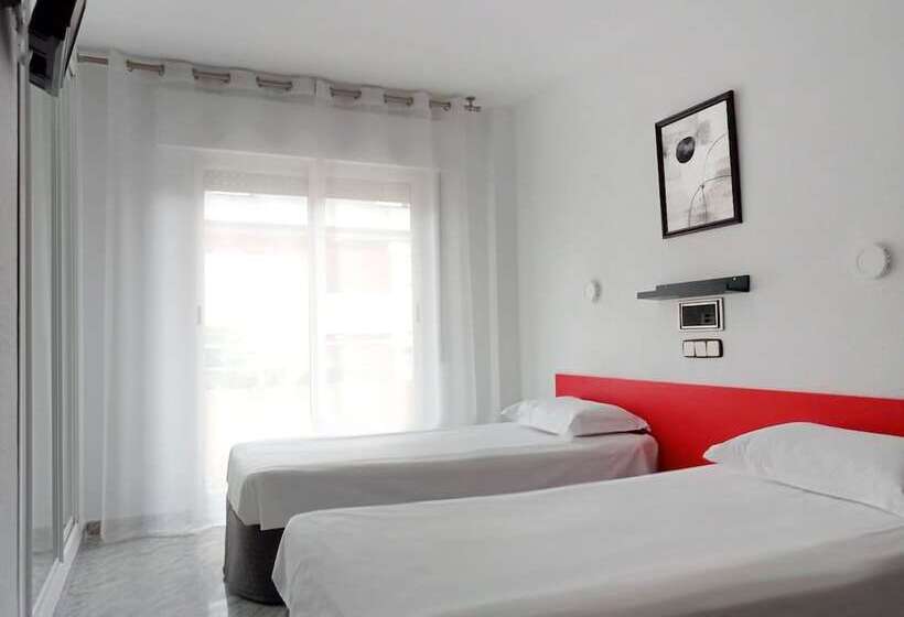Номер Стандарт с Балконом, Hostal Lady Ana Maria