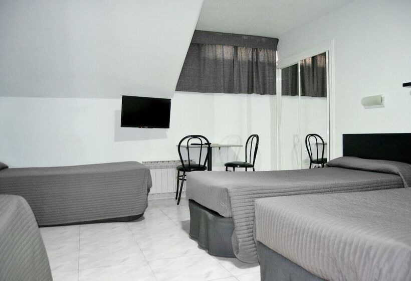 Четырехместный Номер Стандарт, Hostal Lady Ana Maria