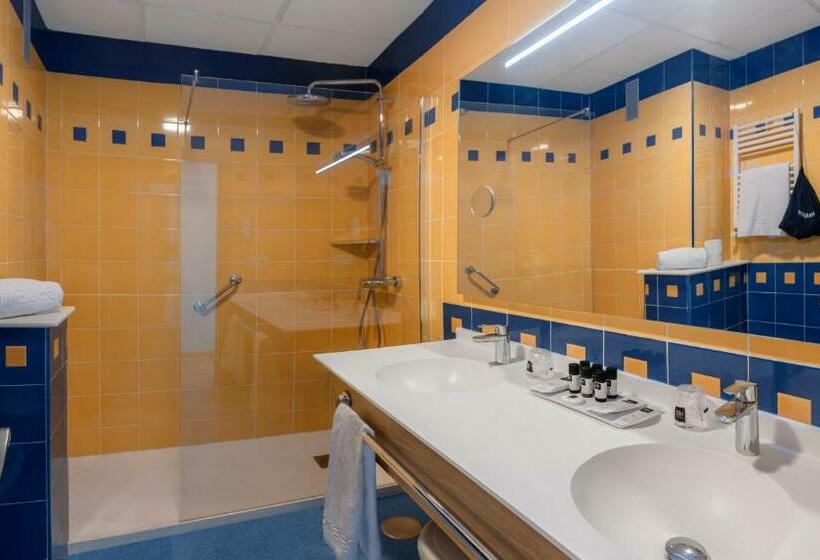 Deluxe Neljän Hengen Huone, Rh Victoria & Spa