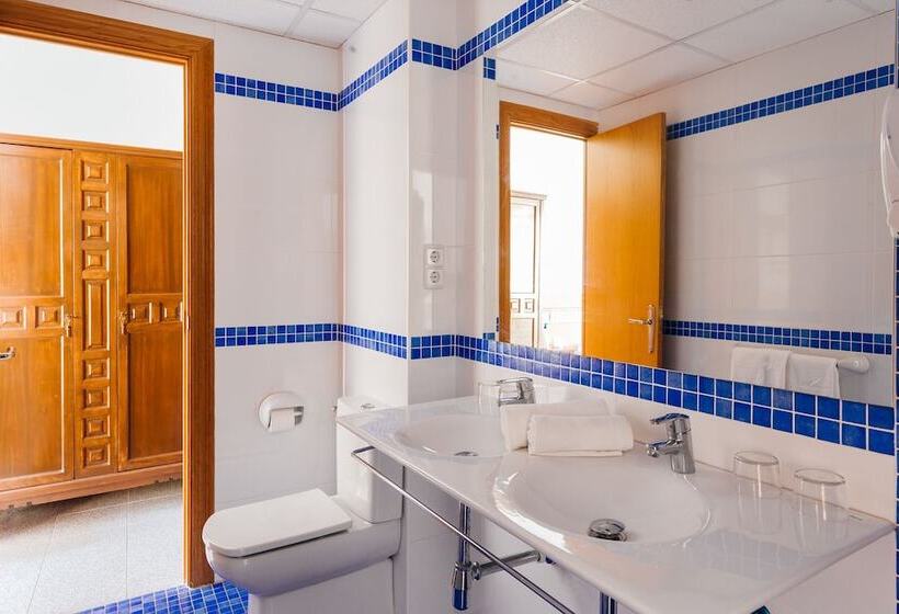 Номер Стандарт Трехместный, Mallorca Boutique