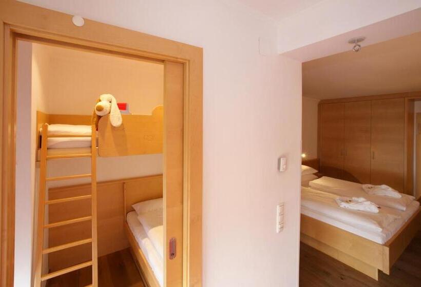 家庭工作室, Familotel Amiamo
