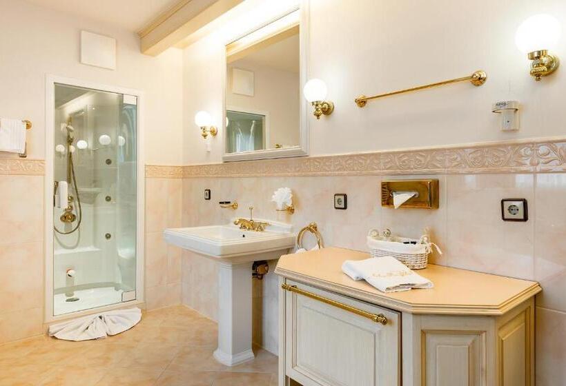 Люкс Superior, Wellnesshotel ...liebes Rot Flüh