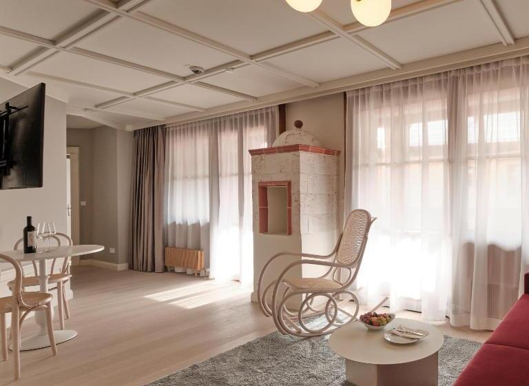 Family Suite, Wellnesshotel ...liebes Rot Flüh