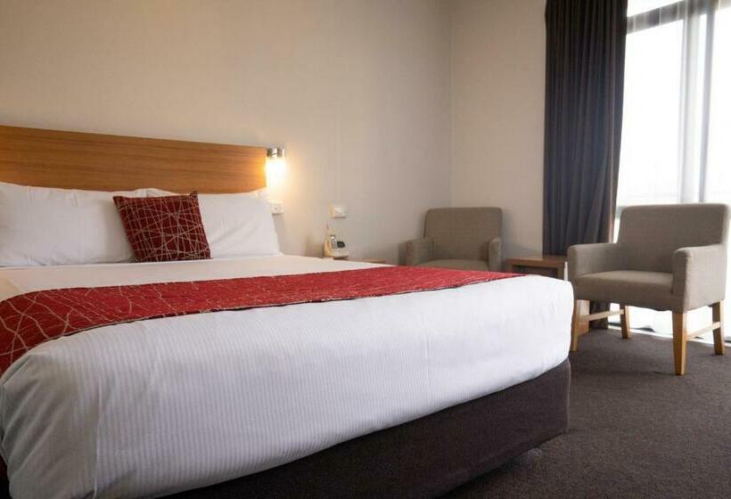 标准间, Admiralty Inn