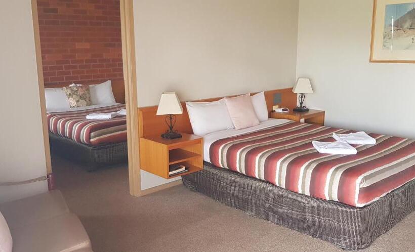 סוויטה משפחתית, All Rivers Accommodation