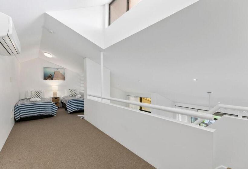 침실 3개 아파트, The Noosa Apartments