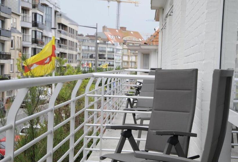 Четырехместный Номер Стандарт, Atlanta Knokke