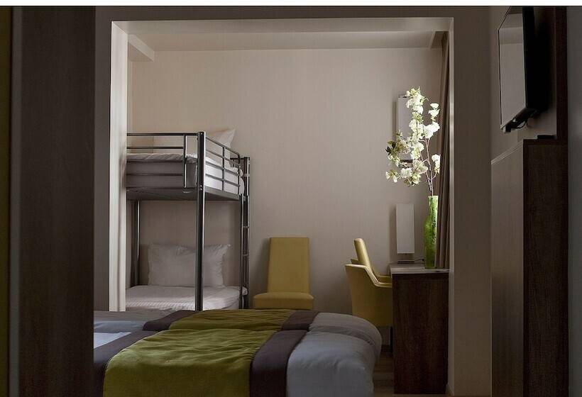 Семейный Номер, Mercure Oostende