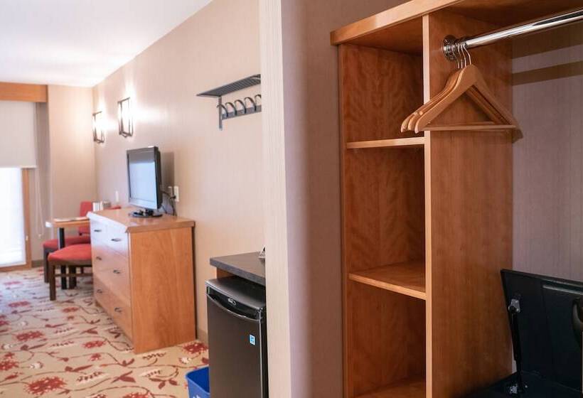 キングサイズベッドのスタンダードルーム, Banff Ptarmigan Inn