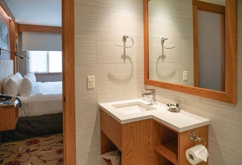 キングサイズベッドのスーペリアルーム, Banff Ptarmigan Inn