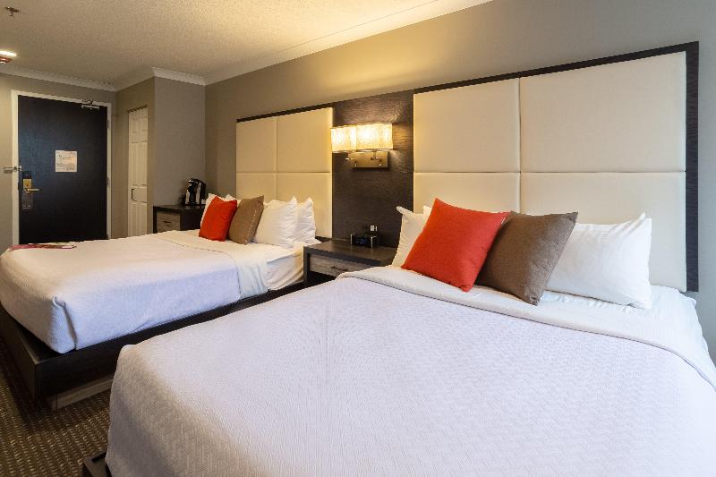 اتاق پرمیوم, Crowne Plaza Fredericton Lord Beaverbrook, An Ihg