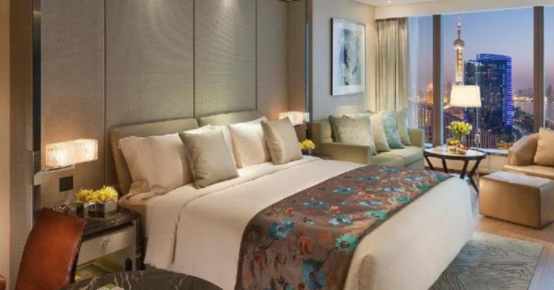 디럭스 룸, Holiday Inn Burlington Hotel & Conference Centre, An Ihg