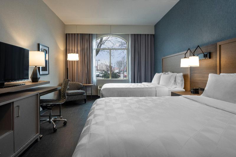 クイーンサイズベッドのスタンダードルーム, Holiday Inn Kingston   Waterfront, An Ihg