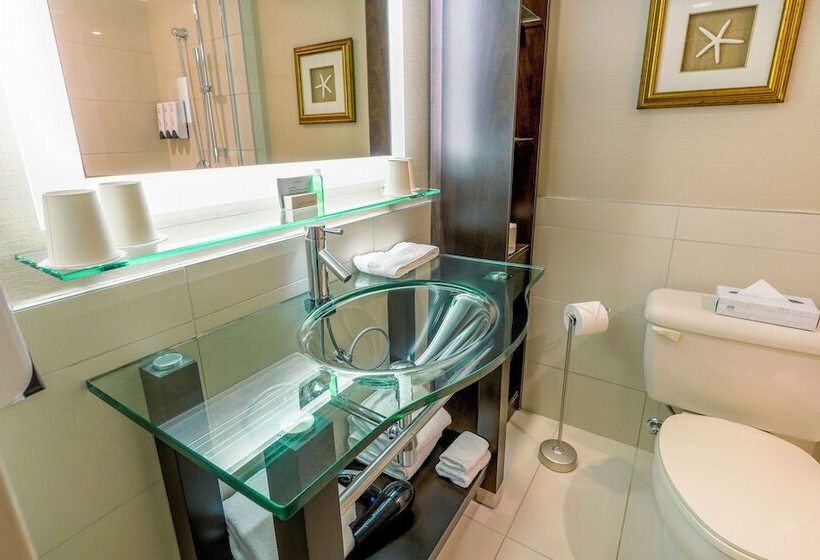 Номер Superior, Lhotelquébec