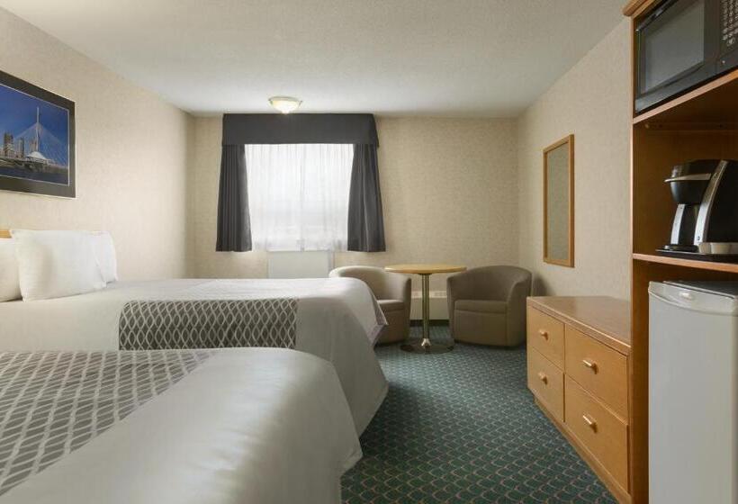 Номер Deluxe, Travelodge By Wyndham Winnipeg East