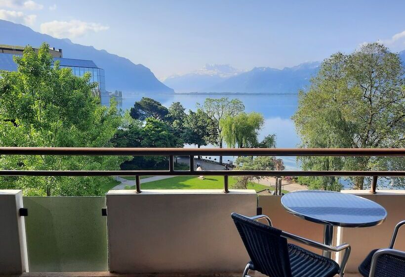 Номер Deluxe Вид на Озеро, Royal Plaza Montreux